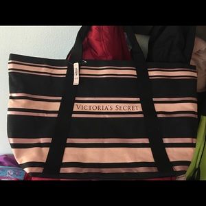 NWT Victoria Secret limited tote
